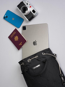 Sejf podróżny antykradzieżowy średni Pacsafe Travelsafe 5 l GII - czarny